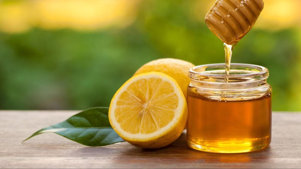 Lemon Juice & Honey to Remove Tan From Hands