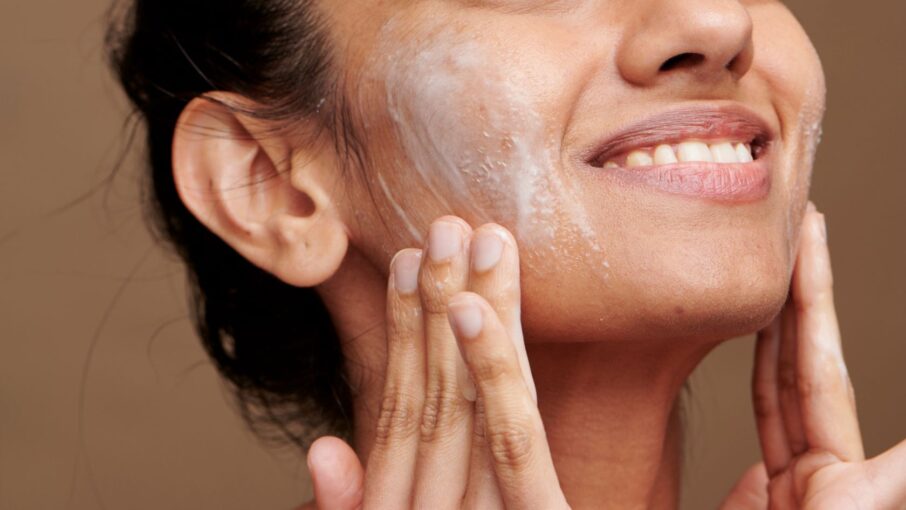 Skincare Tips for Bangalore Weather Dr.Renu Dermatologist